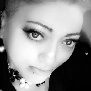 Meet your Posher, Helen